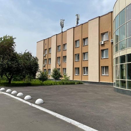 Dinamo Hotel Charkiv Esterno foto