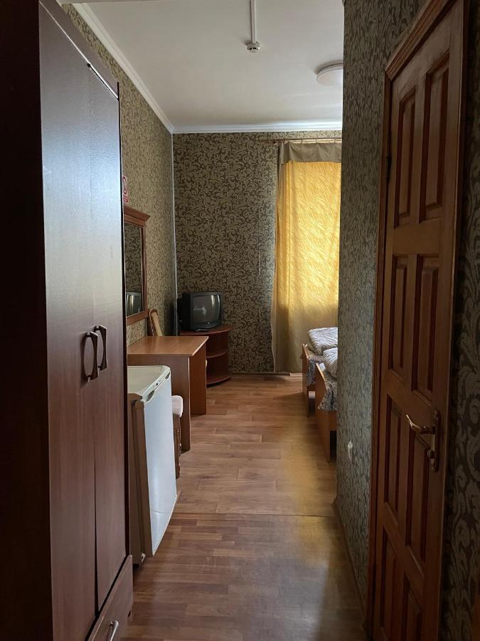 Dinamo Hotel Charkiv Esterno foto